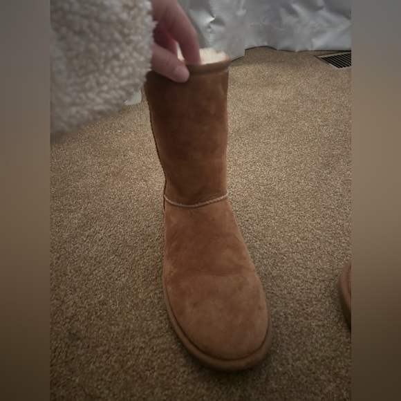 Ugg Mini Boot - Picture 4 of 7